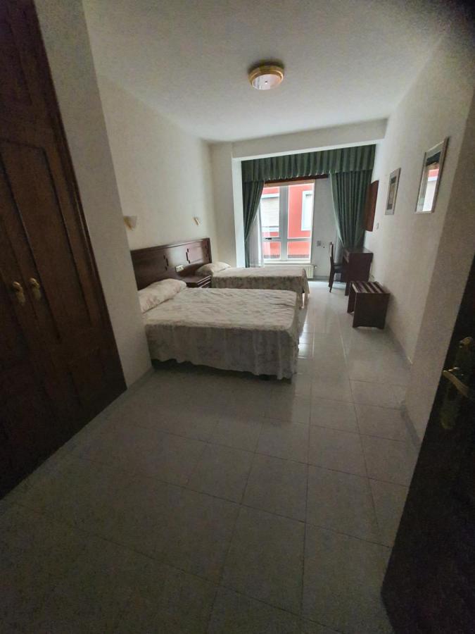 Flor De Loto Otel Ordes Dış mekan fotoğraf